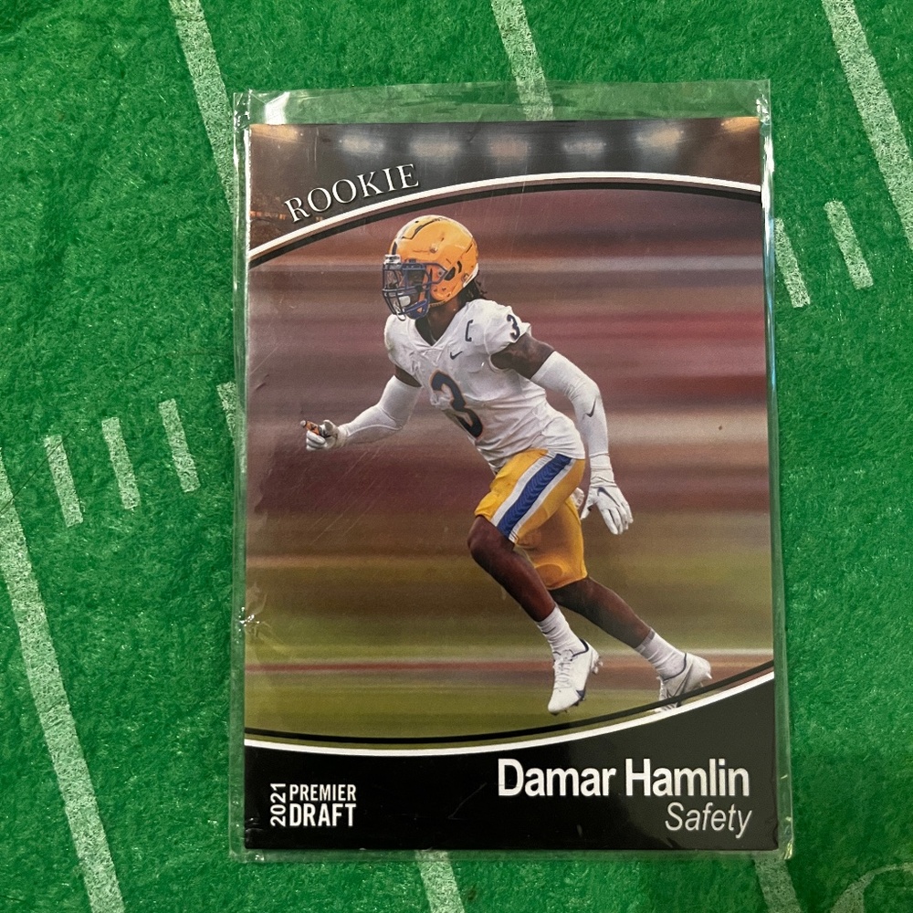 Damar Hamlin rookie card